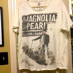 Magnolia Pearl T-shirt